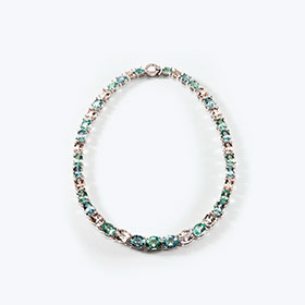Collier aus 18 Karat Weißgold mit Aquamarin, Morganit, grünem Beryll und Brillanten