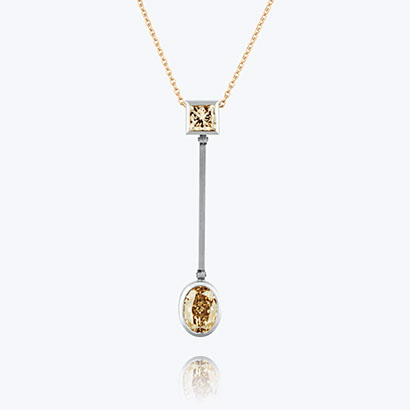Collier aus Platin und 18 Karat Rotgold mit naturfarben braunen Diamanten