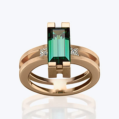 Ring aus 18 Karat Rotgold mit Turmalin aus Namibia und Diamanten